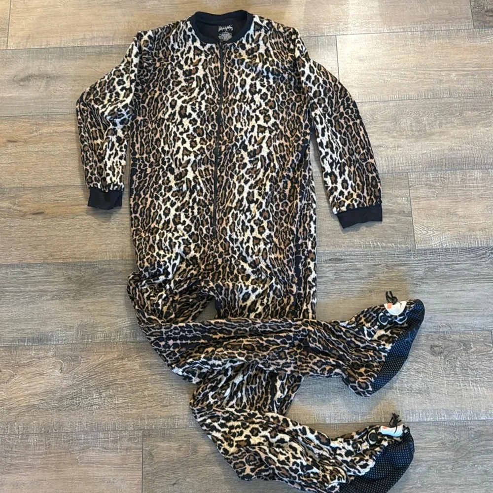 Women’s footed PJs - Picture 1 of 3